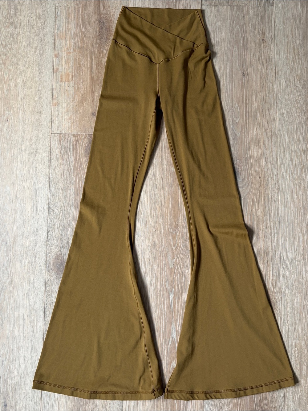 OFFLINE by Aerie Real Me Super Flare High Rise Leggings Brown Women’s Sz S*F15 - Picture 1 of 2